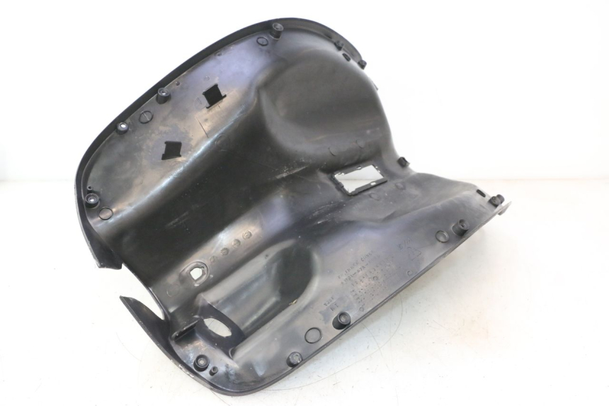 photo de INNER LEGSHIELD SYM MIO 50 (2005 - 2010) - Zoom on usage condition