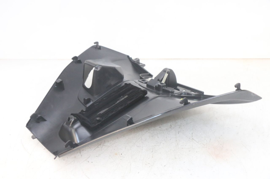 photo de INNER LEGSHIELD PIAGGIO MP3 HPE 300 (2019 - 2026) - Component detail