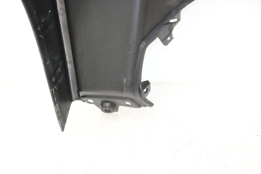 photo de INNER LEGSHIELD PIAGGIO MP3 125 (2006 - 2014) - Alternative angle