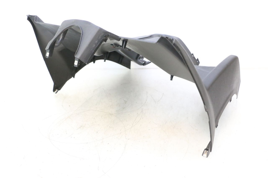 photo de INNER LEGSHIELD PIAGGIO MP3 125 (2006 - 2014) - Fixing points details