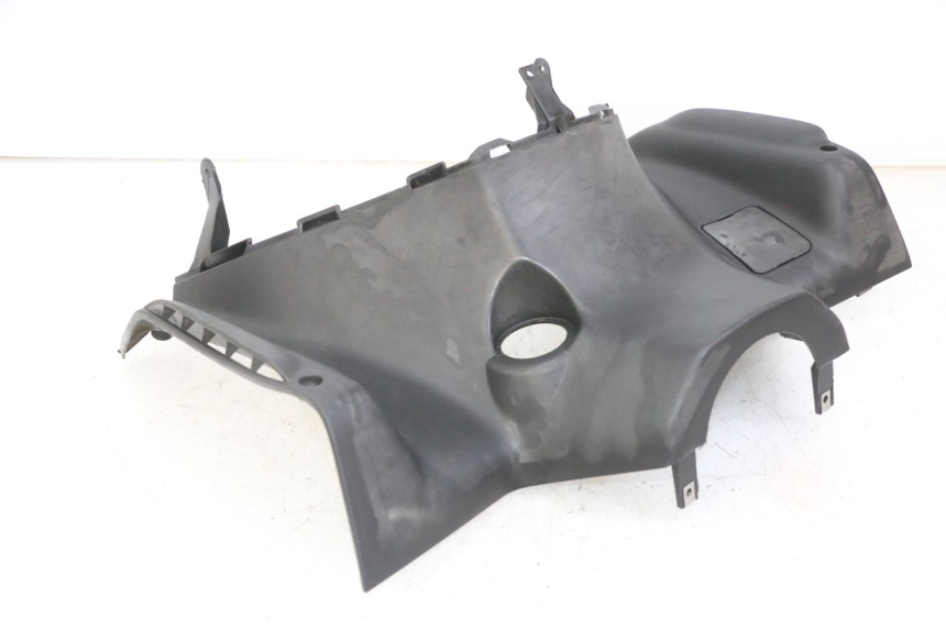 photo de INNER FAIRING GILERA NEXUS 125 (2009 - 2013) - Fixing points details