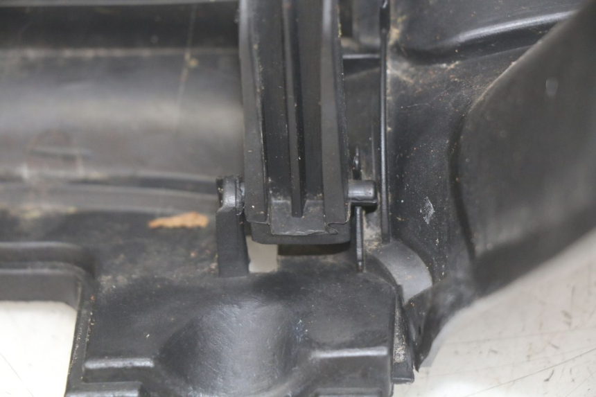 photo de INNER APRON SELECT UP OCTALIS 125 (2007 - 2012) - Component detail