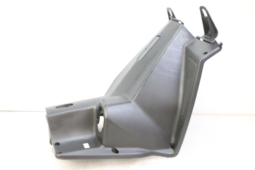 photo de INNER LEGSHIELD SYM ORBIT III 3 4T 50 (2021 - 2025) - Surface and material condition