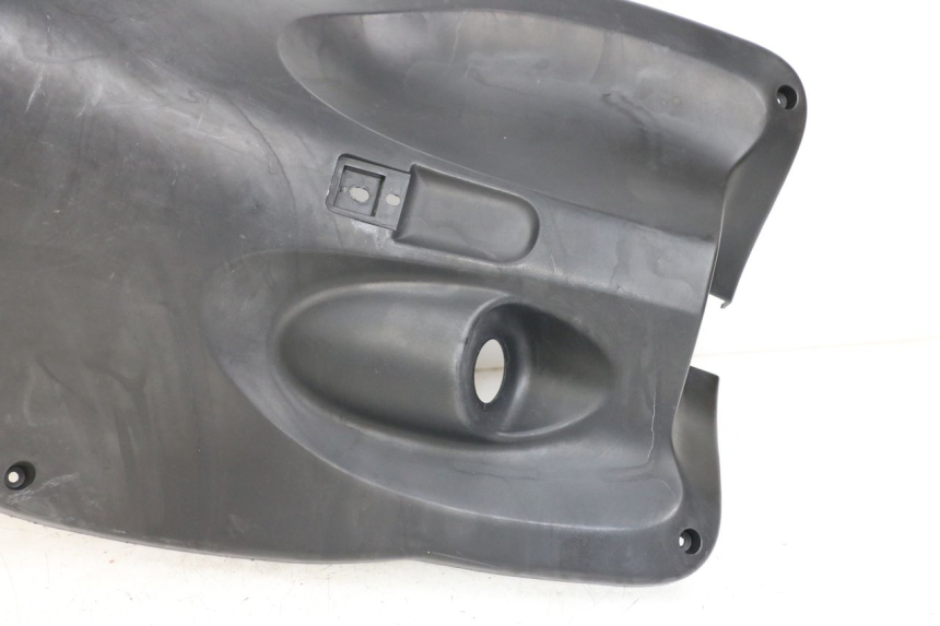 photo de INNER LEGSHIELD MBK OVETTO ONE 2T 50 (2013 - 2017) - Surface and material condition