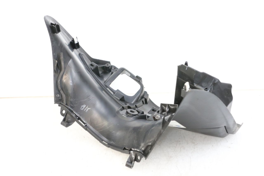 photo de INNER APRON HONDA PCX (JF47) 125 (2012 - 2013) - Surface and material condition