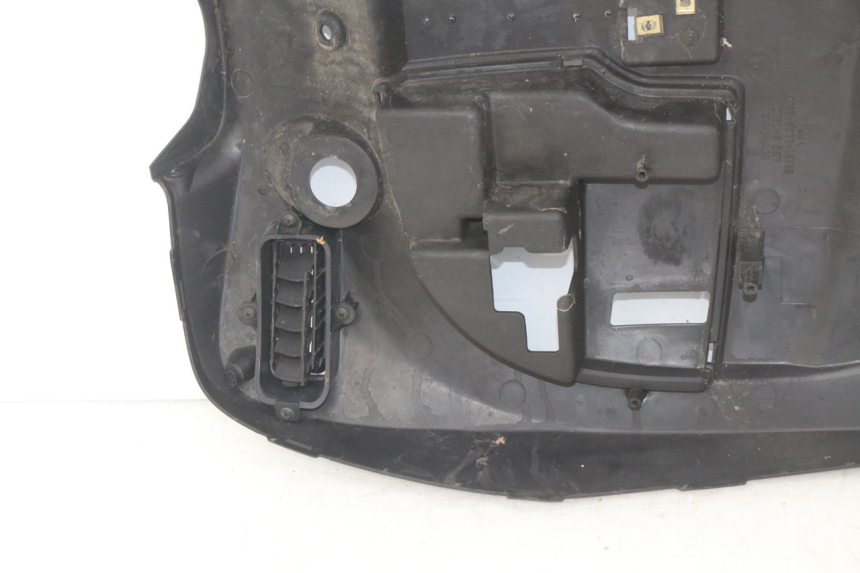 photo de INNER APRON KYMCO PEOPLE 250 (2004 - 2008) - Supplementary product photo