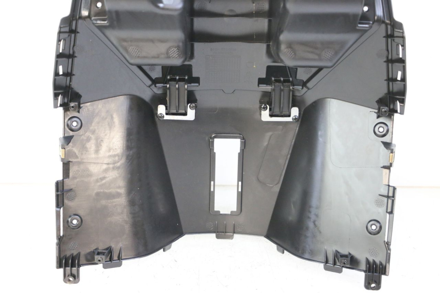 photo de INNER APRON PEUGEOT TWEET 4T 50 (2023 - 2025) - Zoom on usage condition