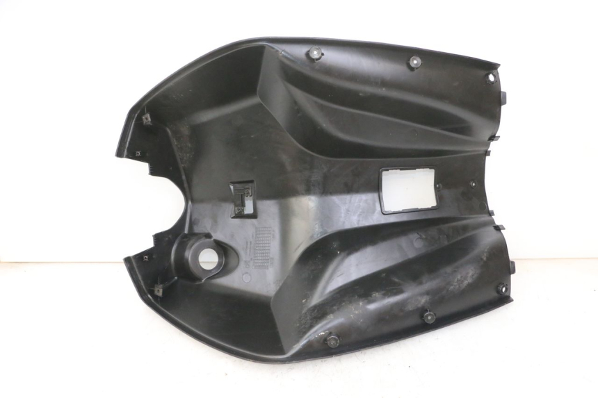 photo de INNER LEGSHIELD PEUGEOT VIVACITY 125 (2010 - 2017) - Component detail