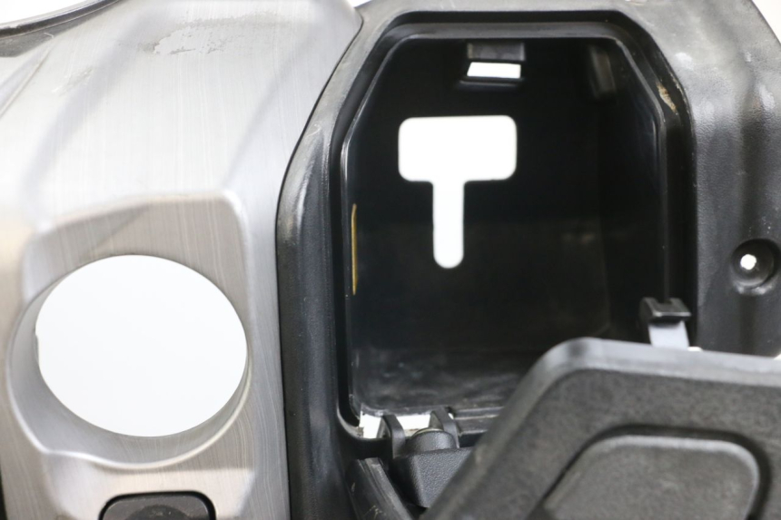 photo de INNER LEGSHIELD DAELIM S3 125 (2010 - 2017) - High-resolution close-up