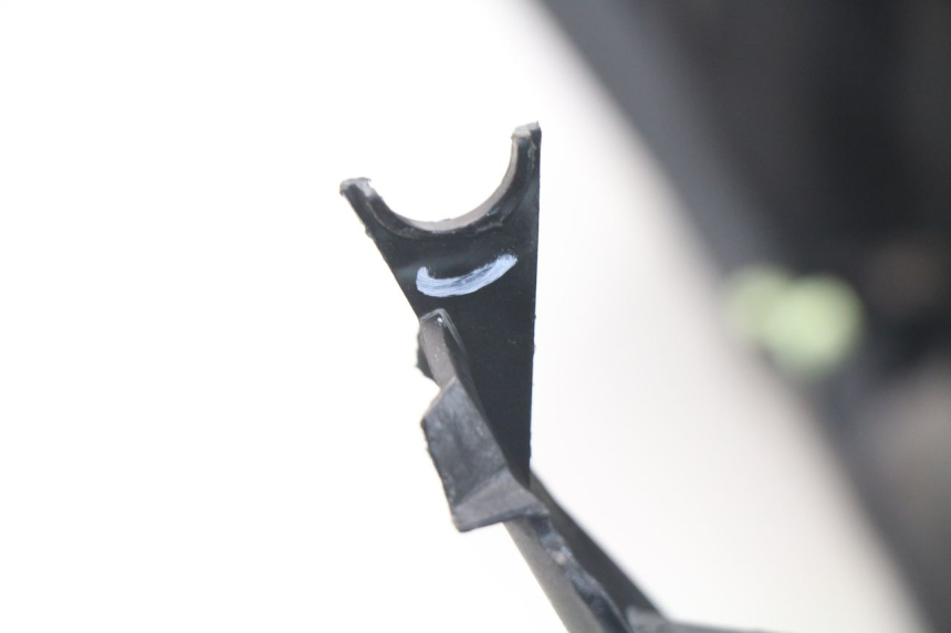 photo de INNER LEGSHIELD PEUGEOT SATELIS 500 (2007 - 2013) - Alternative perspective