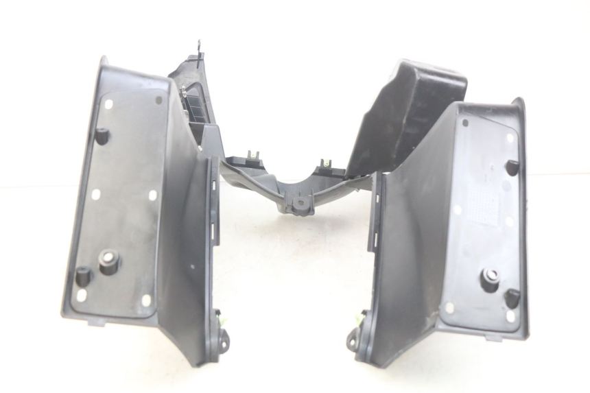 photo de INNER APRON PEUGEOT SATELIS 125 (2010 - 2012) - Component detail