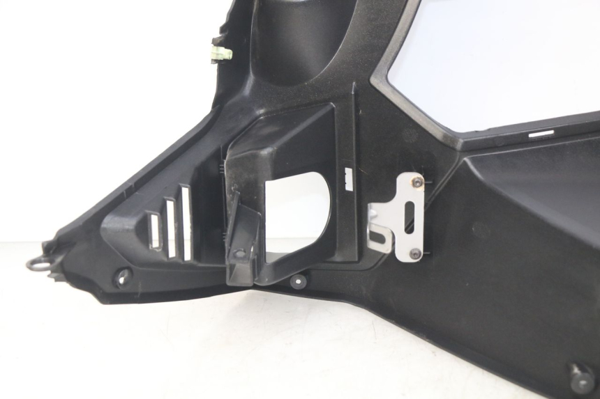 photo de INNER APRON PEUGEOT SATELIS 125 (2010 - 2012) - Alternative perspective