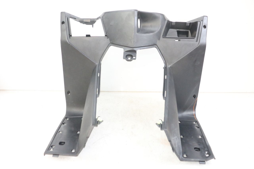 photo de INNER APRON PEUGEOT SATELIS 125 (2006 - 2009) - Additional view of the item