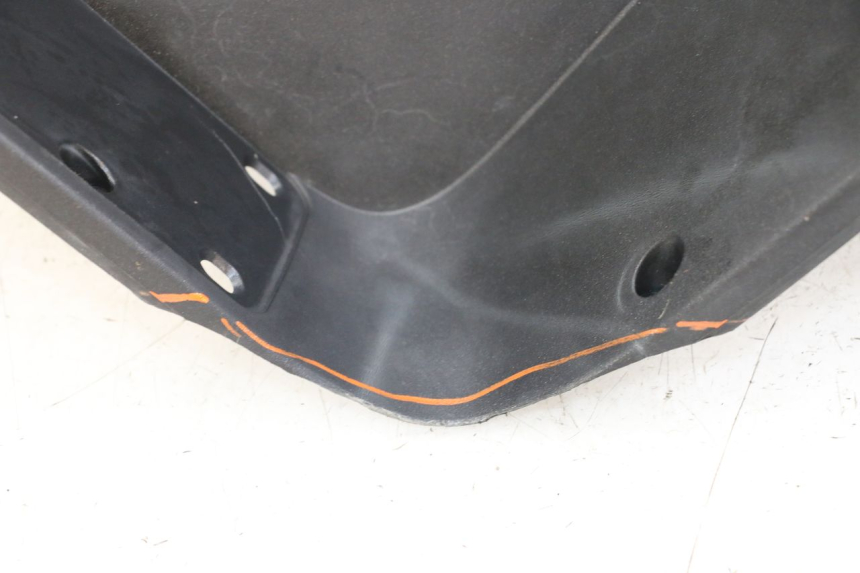 photo de INNER APRON PEUGEOT SATELIS 125 (2006 - 2009) - Component zoom