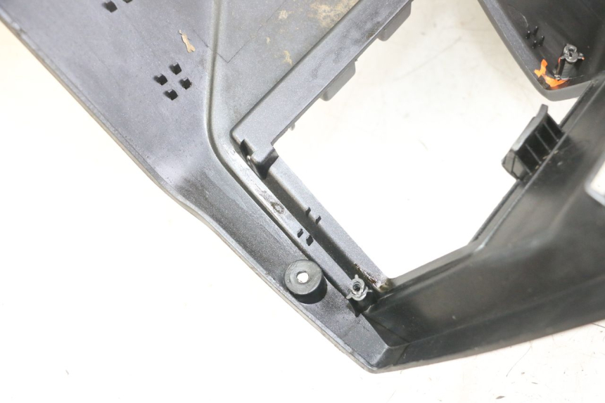 photo de INNER LEGSHIELD PEUGEOT SATELIS 125 (2013 - 2018) - Checked used part