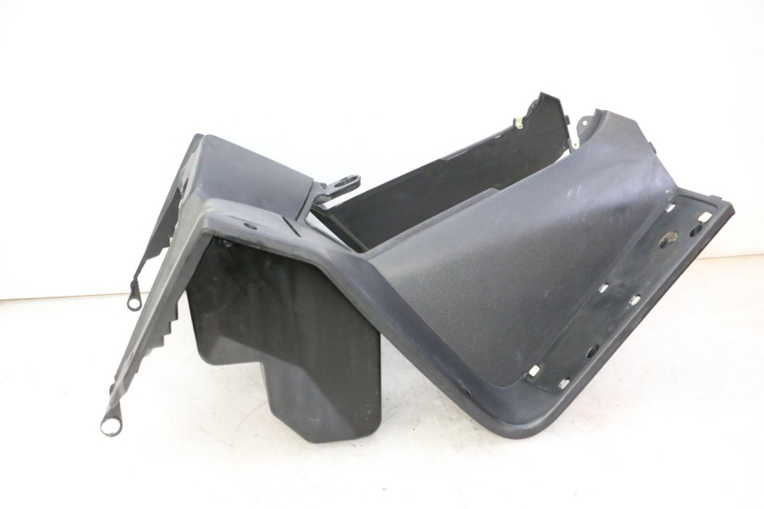 photo de INNER LEGSHIELD PEUGEOT SATELIS 125 (2013 - 2018) - Markings and original references