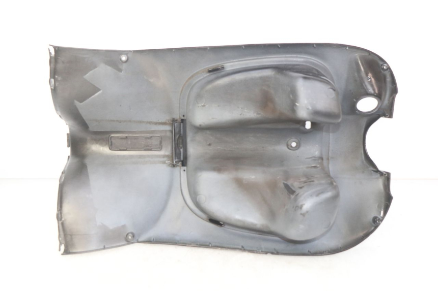 photo de INNER APRON APRILIA SCARABEO 100 (2003 - 2012) - Technical close-up