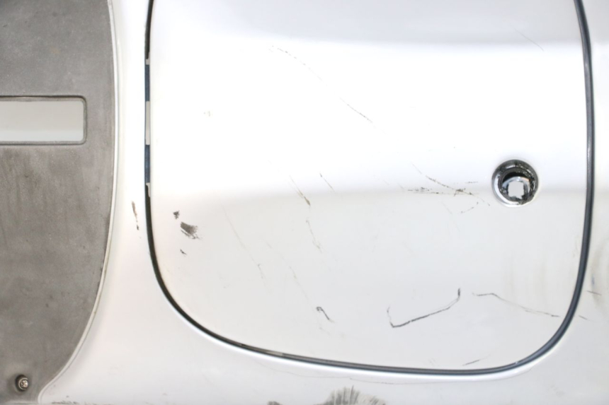 photo de INNER APRON APRILIA SCARABEO 100 (2003 - 2012) - Additional view of the item