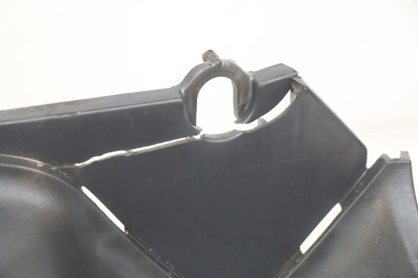 photo de INNER FAIRING HONDA SCV LEAD 100 (2003 - 2007) - Markings and original references