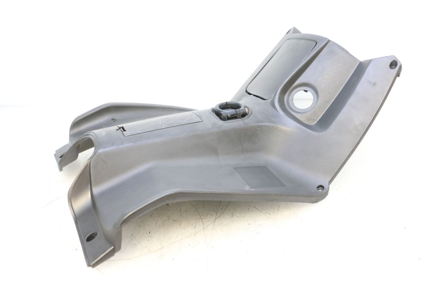 photo de INNER LEGSHIELD APRILIA SR MOTARD 50 (2012 - 2018) - Component detail