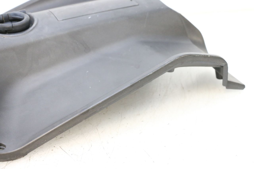 photo de INNER LEGSHIELD APRILIA SR MOTARD 50 (2012 - 2018) - Alternative perspective