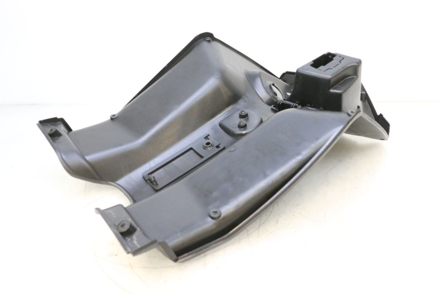 photo de INNER LEGSHIELD APRILIA SR MOTARD 50 (2012 - 2018) - Checked used part