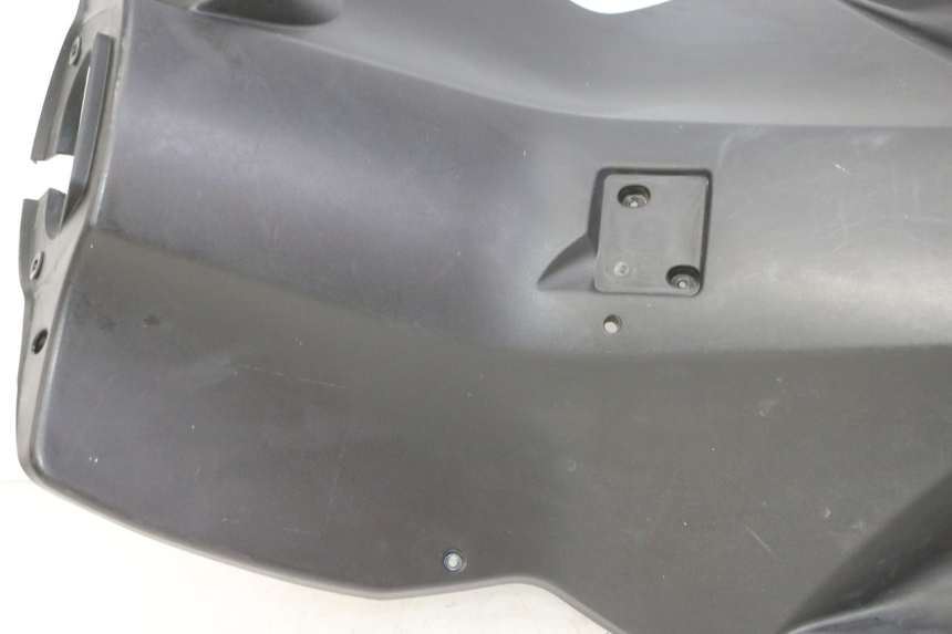 photo de INNER LEGSHIELD PEUGEOT STREETZONE I NAKED 2T 50 (2018 - 2020) - Fixing points details
