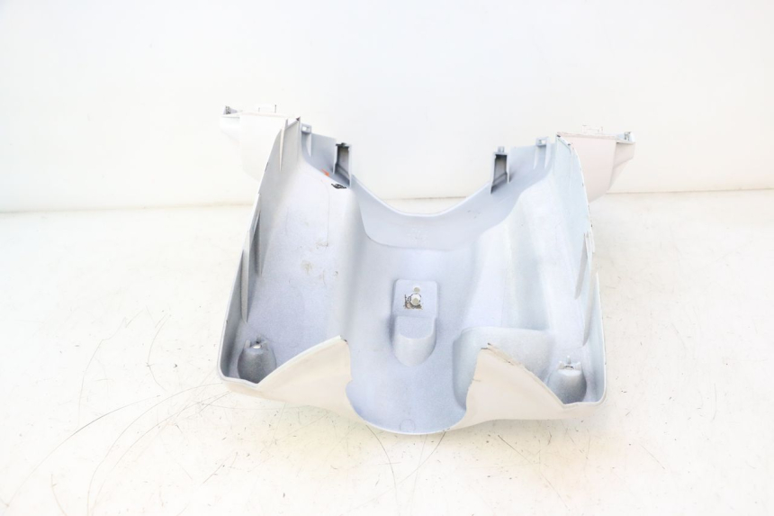 photo de INNER FAIRING MBK STUNT NAKED 50 (2004 - 2018) - Fixing points details