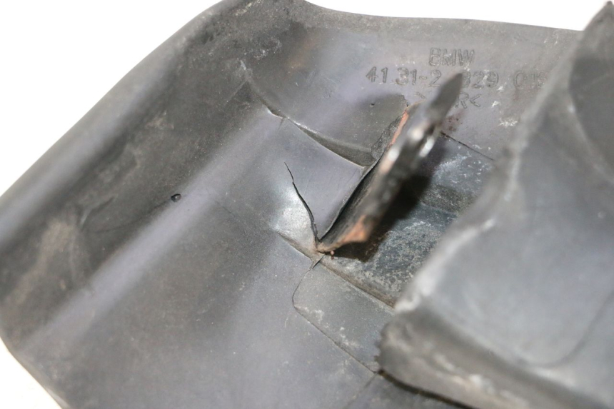 photo de INNER LEGSHIELD UPPER BMW C1 125 (2000 - 2003) - Alternative perspective