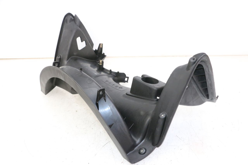 photo de INNER LEGSHIELD UPPER KYMCO GRAND DINK 125 (2008 - 2014) - Component detail