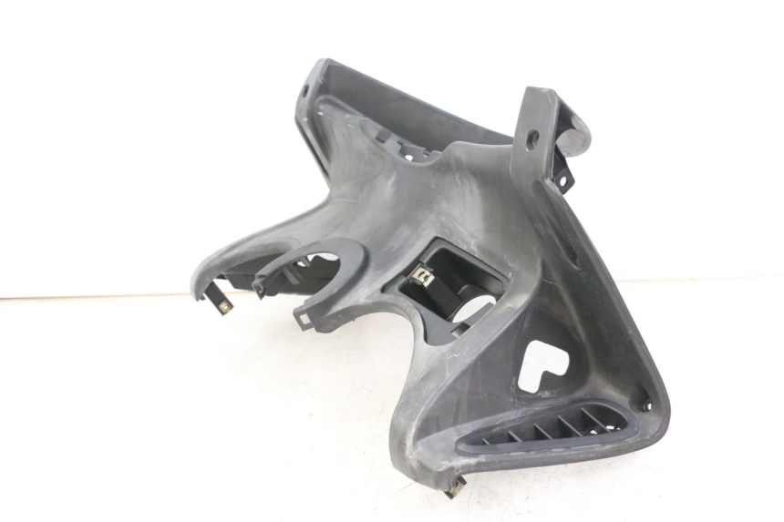 photo de INNER LEGSHIELD UPPER KYMCO GRAND DINK 125 (2008 - 2014) - Fixing points details