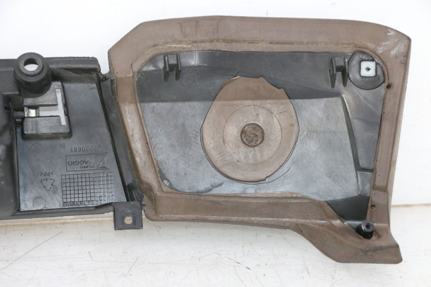 photo de UPPER INNER FAIRING PIAGGIO MP3 500 (2014 - 2017) - Product overview