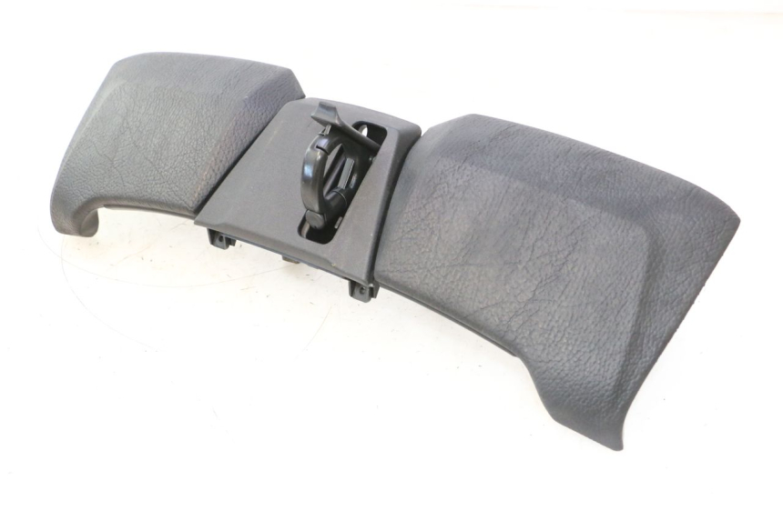 photo de INNER LEGSHIELD UPPER PIAGGIO MP3 500 (2016 - 2018) - Fixing points details
