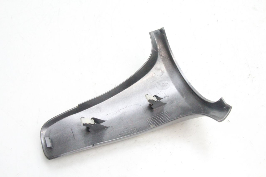 photo de INNER LEGSHIELD UPPER HONDA PCX (JF28) 125 (2009 - 2011) - Surface and material condition