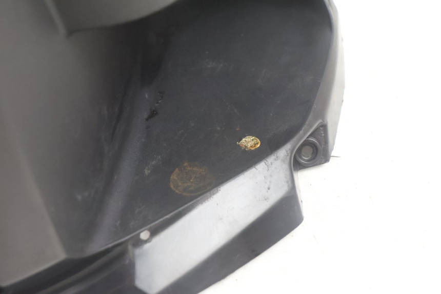 photo de INNER LEGSHIELD UPPER JM MOTORS SANTANA EVO 50 (2024 - 2026) - Alternative perspective