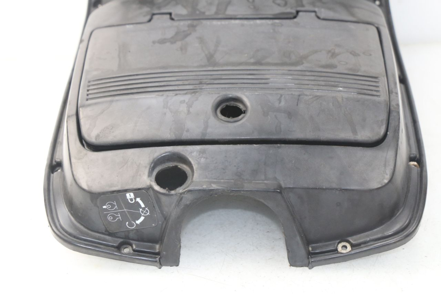 photo de INNER LEGSHIELD PEUGEOT SX 80 (1986 - 1995) - Alternative perspective