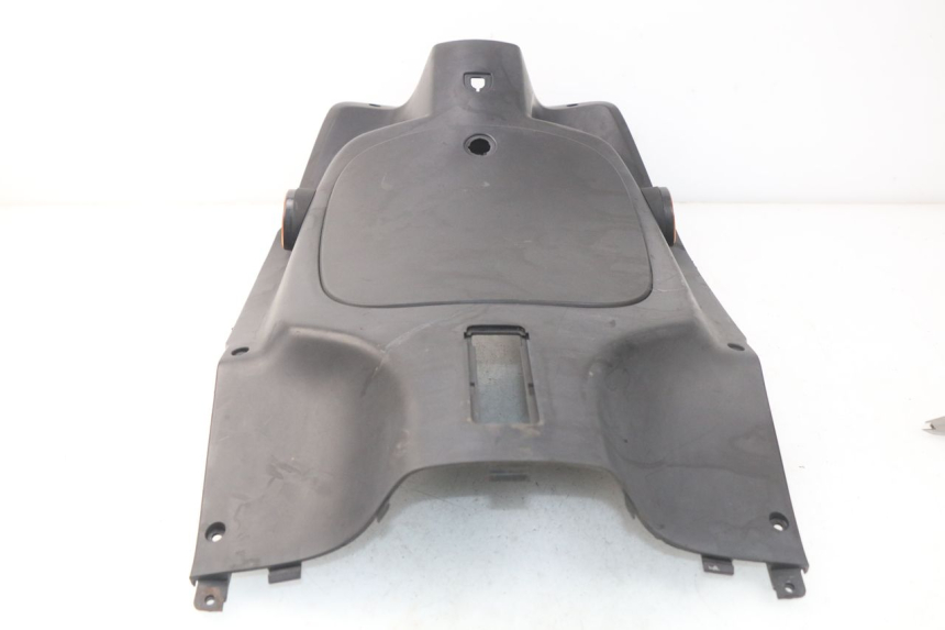 photo de INNER LEGSHIELD SYM SYMPHONY 50 (2009 - 2015) - Fixing points details