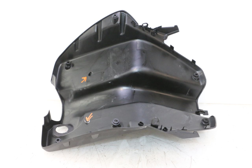 photo de INNER APRON PEUGEOT TKR TREKKER FURIOUS 50 (2005 - 2014) - Surface and material condition