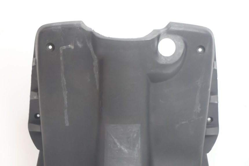 photo de INNER LEGSHIELD PEUGEOT TREKKER 50 (1995 - 2004) - Component detail