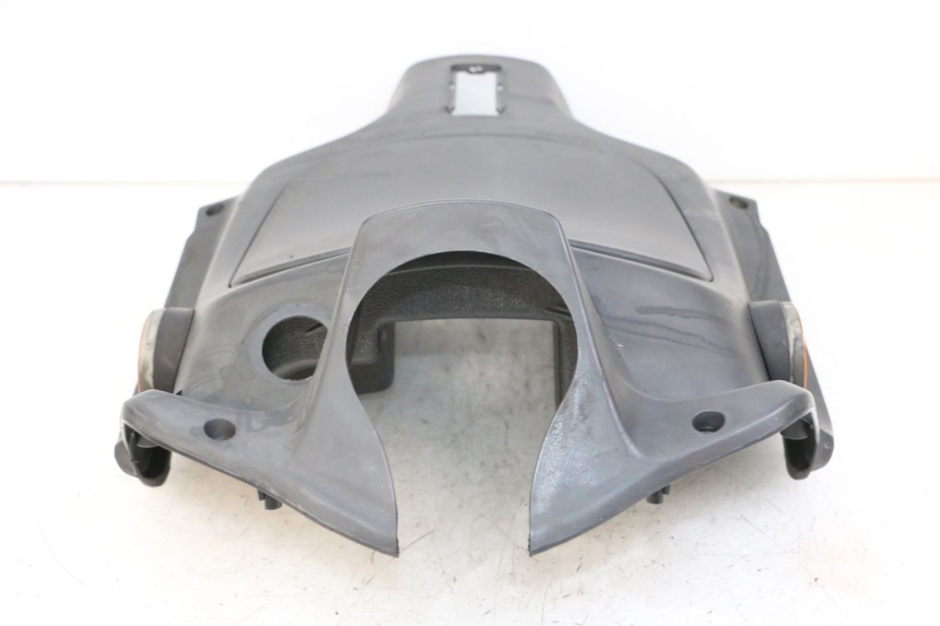 photo de INNER LEGSHIELD PEUGEOT TWEET 4T 50 (2014 - 2019) - Surface and material condition