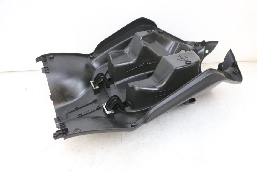 photo de INNER LEGSHIELD PEUGEOT TWEET PRO EFI 4T 50 (2021 - 2022) - Alternative perspective