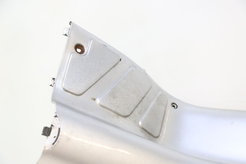 photo de INNER LEGSHIELD PIAGGIO TYPHOON 50 (1993 - 1999) - Alternative angle