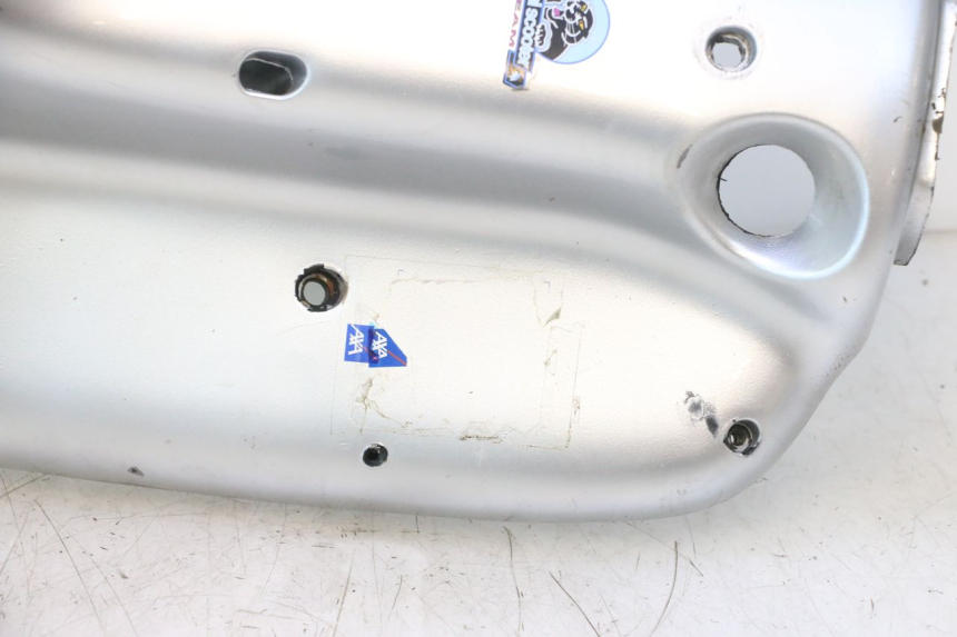 photo de INNER LEGSHIELD PIAGGIO TYPHOON 50 (1993 - 1999) - Spare part profile view