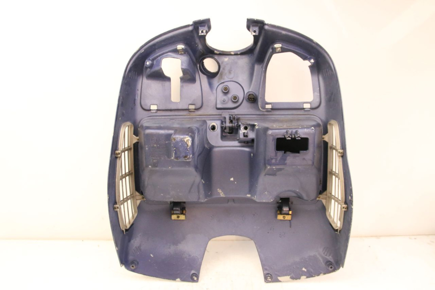 photo de INNER LEGSHIELD PIAGGIO VESPA GRANTURISMO 125 (2003 - 2007) - Zoom on usage condition