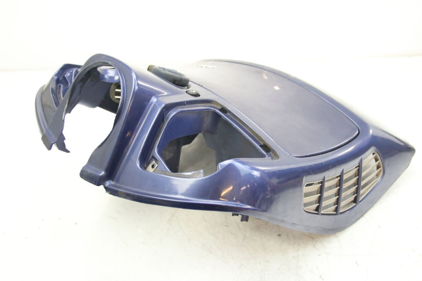 photo de INNER LEGSHIELD PIAGGIO VESPA GRANTURISMO 125 (2003 - 2007) - Markings and original references