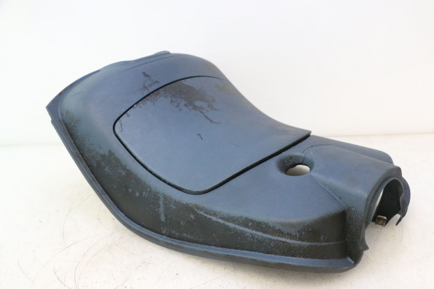 photo de INNER APRON PIAGGIO VESPA LX 2T 50 (2005 - 2013) - Distinctive features
