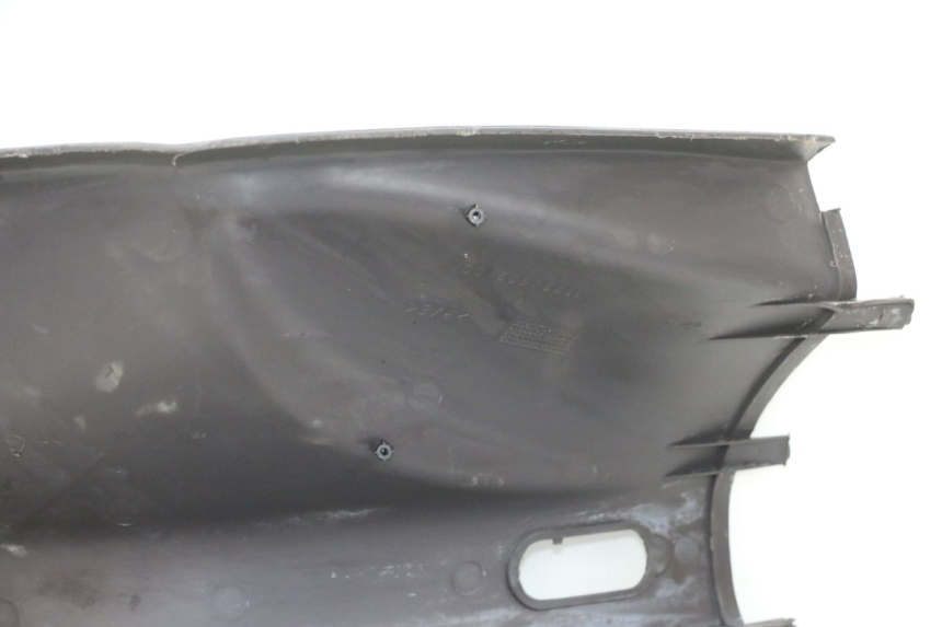 photo de INNER LEGSHIELD PEUGEOT VIVACITY 100 (1999 - 2008) - Technical close-up