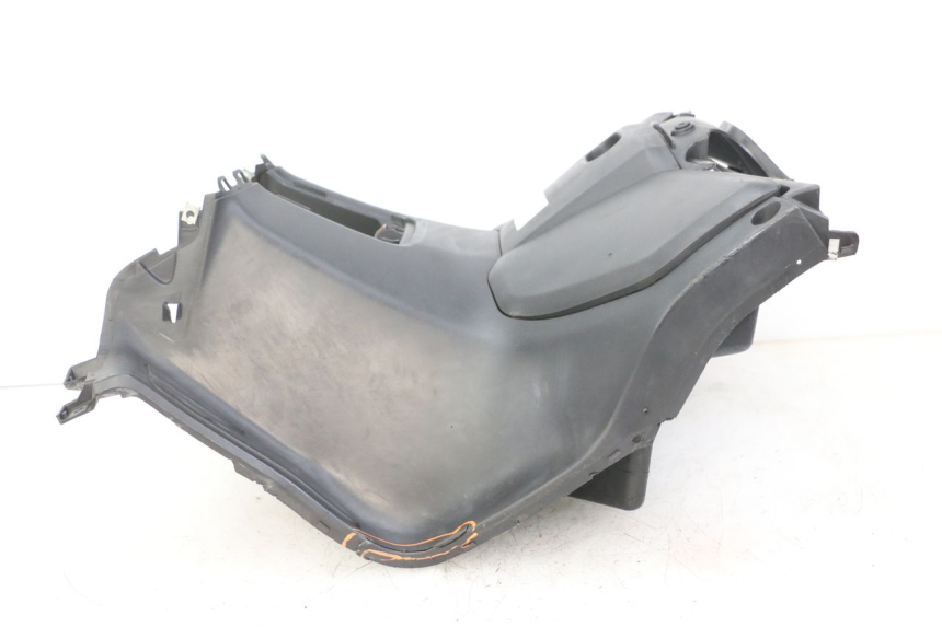 photo de INNER LEGSHIELD YAMAHA X-MAX XMAX ABS 250 (2010 - 2012) - Distinctive features