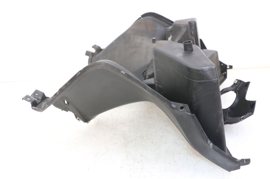 photo de INNER LEGSHIELD YAMAHA X-MAX XMAX ABS 250 (2010 - 2012) - Zoom on usage condition