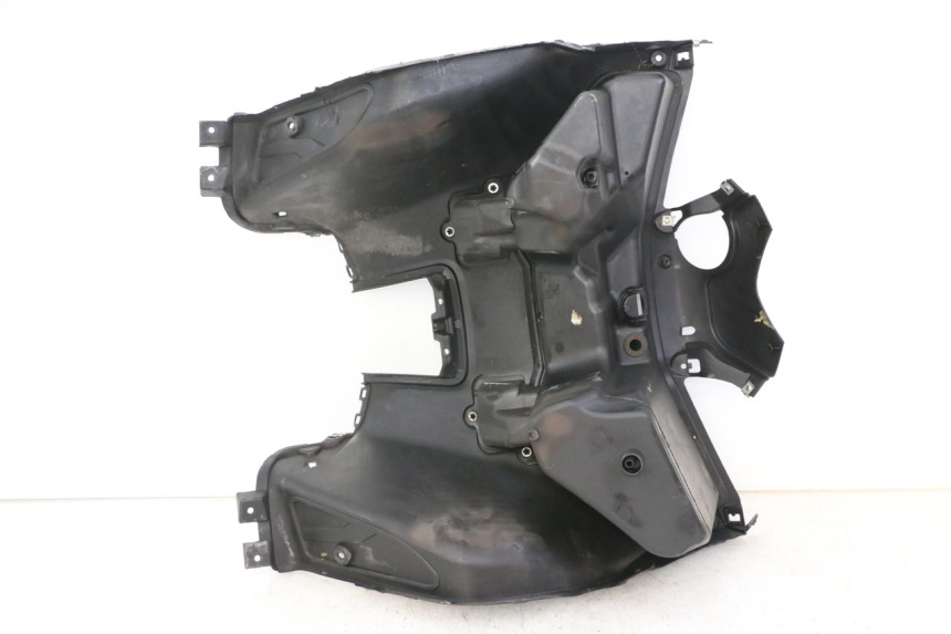 photo de INNER LEGSHIELD YAMAHA X-MAX XMAX ABS 250 (2010 - 2012) - Surface and material condition